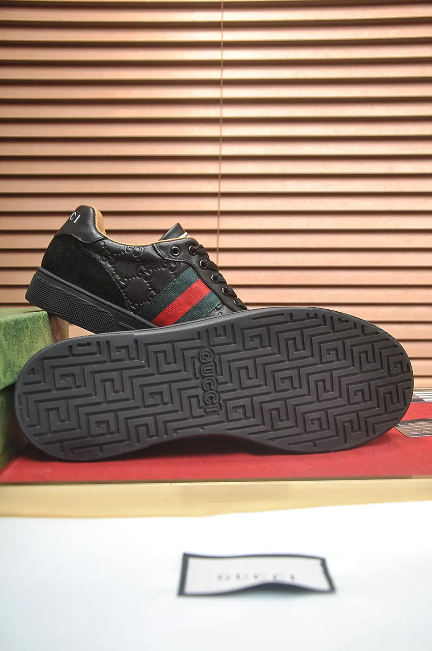 Men's shoes 💰480💶【GUCCI】1:1 men's sports shoes from the official website are now on the market. They are made of original silk cowhide + first-layer sheepskin lining, plus the original 1:1 comfortable outsole from the official website. Fashionable and versatile, super comfortable and breathable! Available in 2 colors: black, standard shoe size 38/45 (custom-made size 45 is non-refundable)